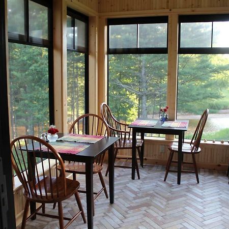 Inn At The River Wausau Esterno foto