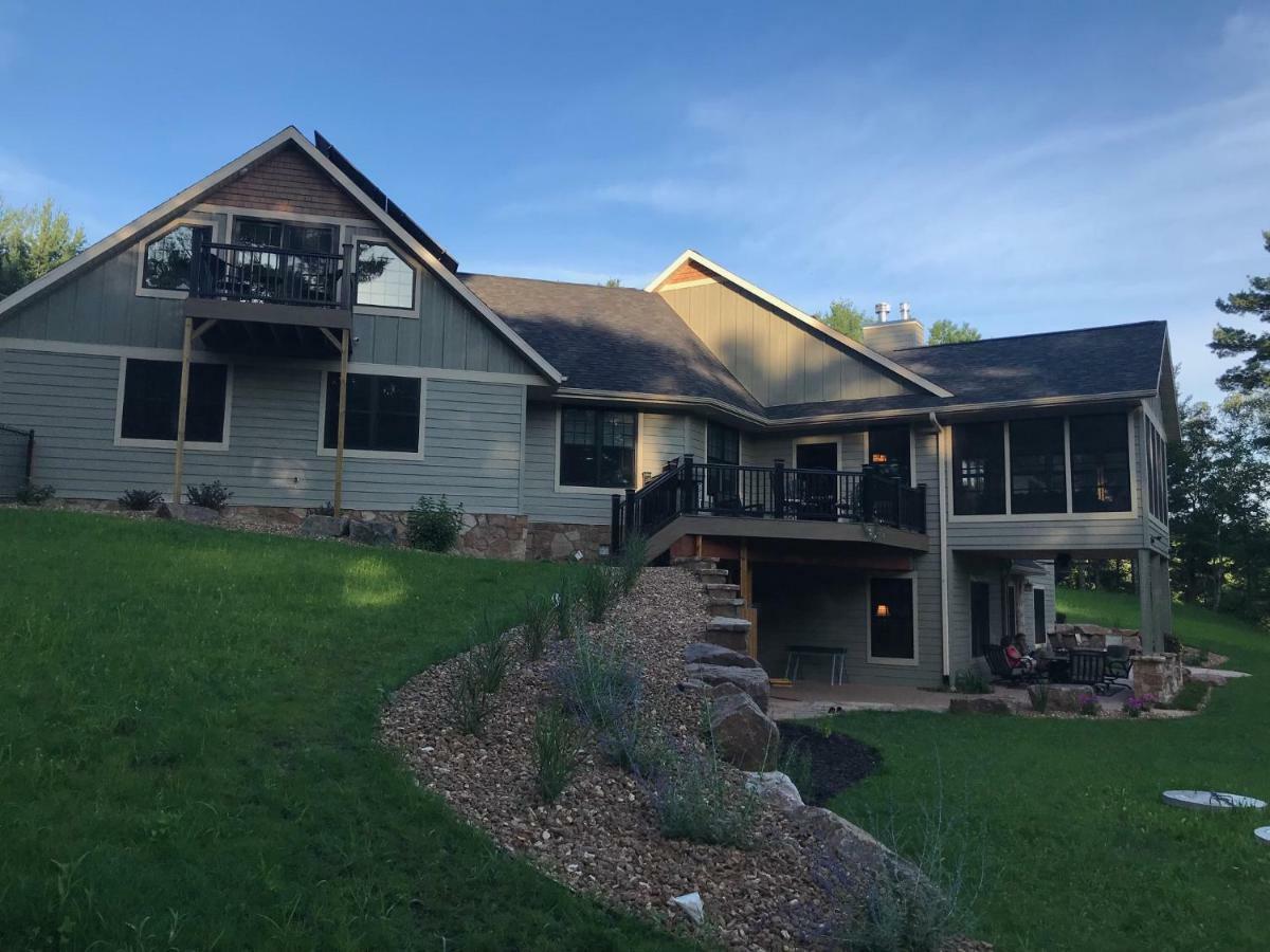 Inn At The River Wausau Esterno foto