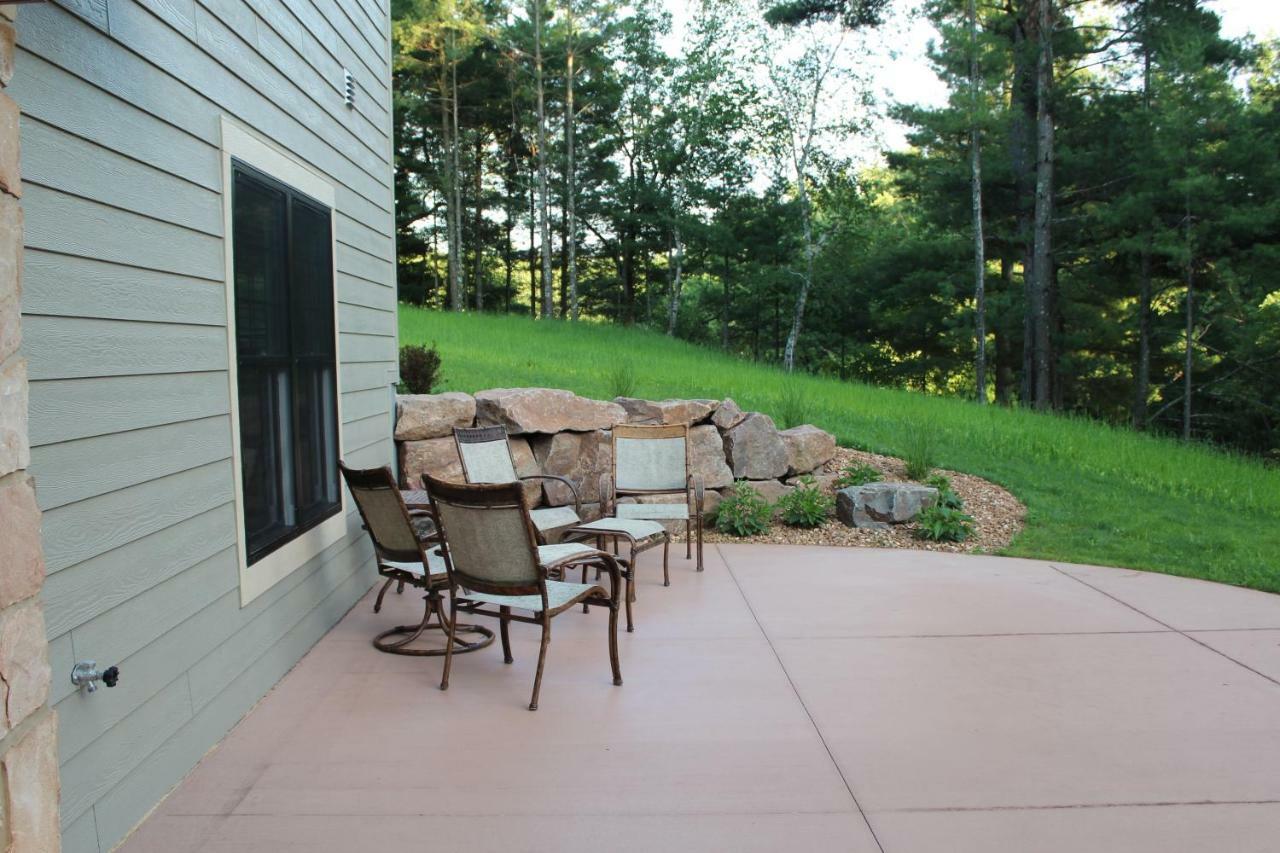 Inn At The River Wausau Esterno foto