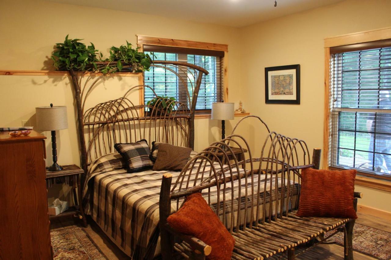 Inn At The River Wausau Esterno foto
